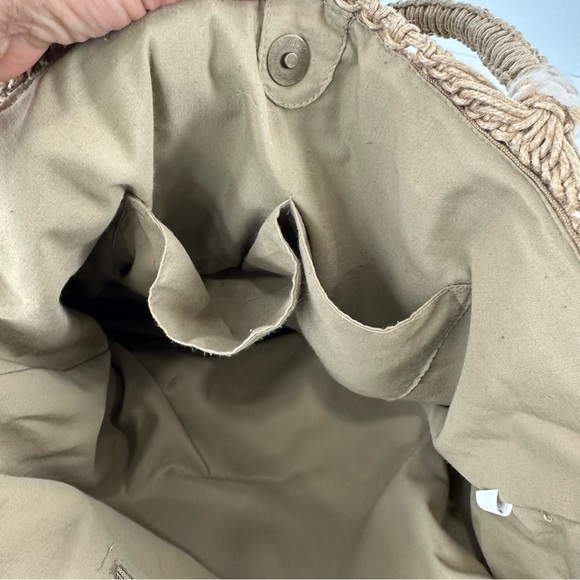 Fabulous MJ New York Tan Boho Woven Tote With Cream & Tan Braided Tassels - Picture 8 of 13